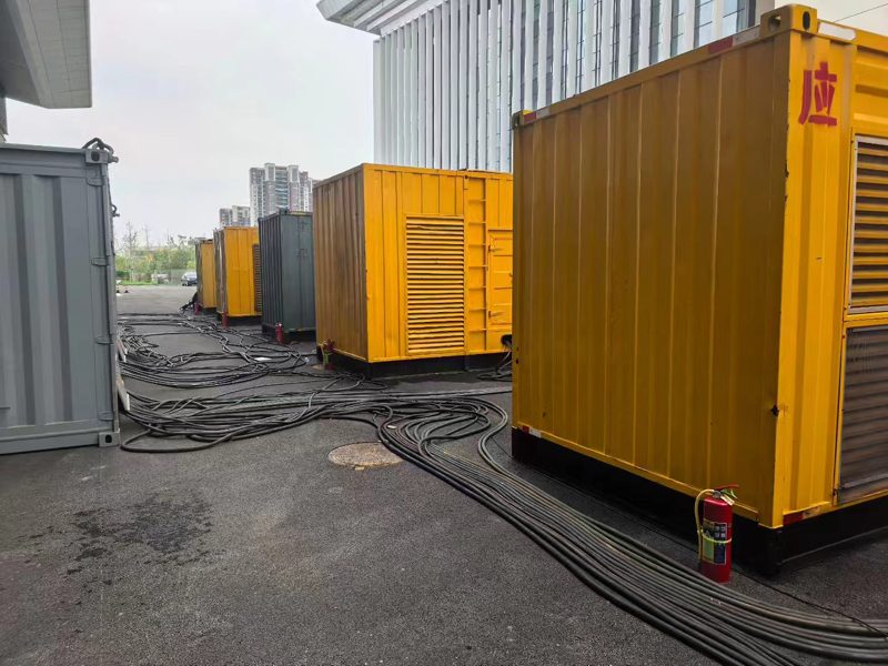 开鲁不同季节柴油发电机组保养有哪些注意事项？