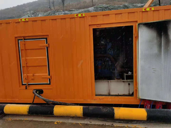 开鲁发电机出租 柴油发电机组电压低报警怎么办？