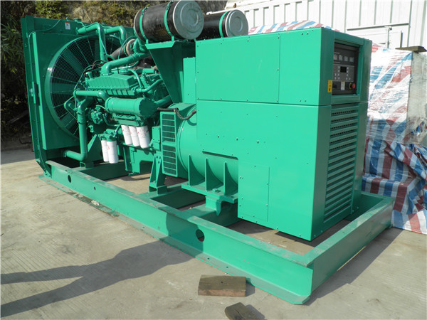 开鲁发电车出租-柴油发电机组在使用的过程中应该做好哪些防护工作