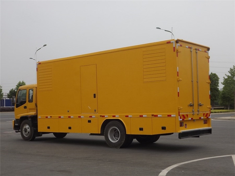 开鲁发电车出租- 柴油发电机油箱怎么清洗