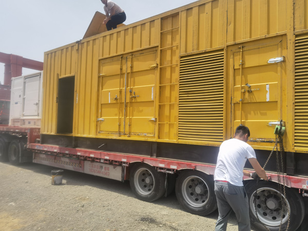 开鲁除了负载情况和发动机维护，还有哪些因素会影响 200kw 柴油发电机的油耗？