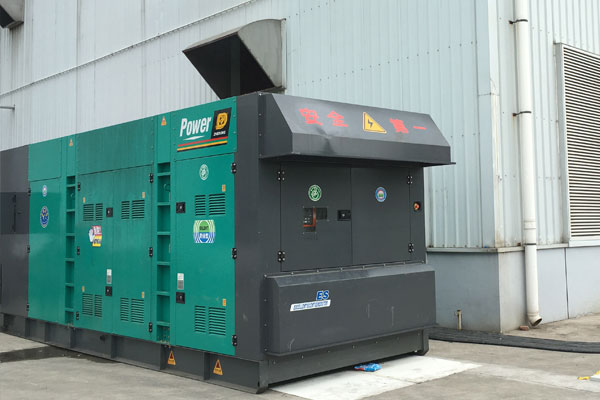 开鲁燃油滤清器的更换流程是怎样的？