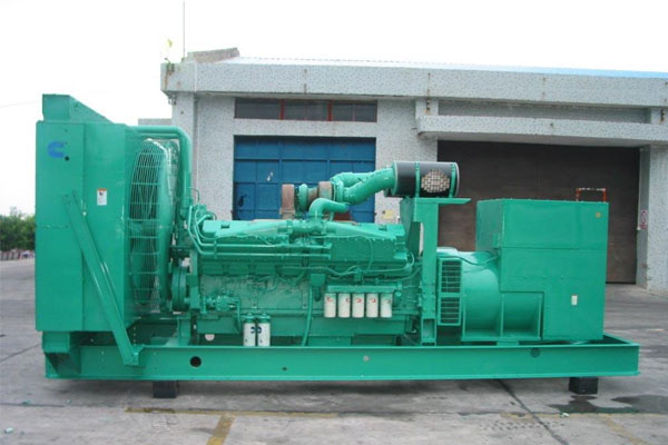 开鲁工厂发电机应急发电时如何更准确地检查发电机状态？