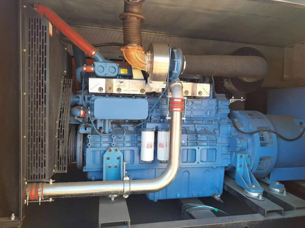 开鲁燃油消耗率与进气温度的具体关系是什么？