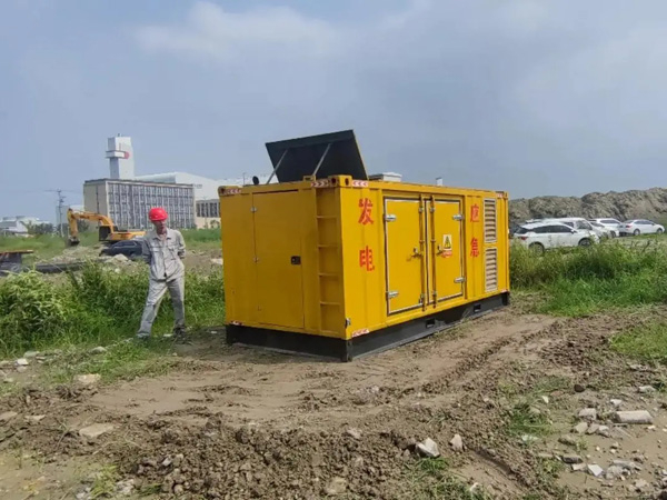 开鲁200KW柴油发电机机组每小时的油耗量受哪些因素影响？