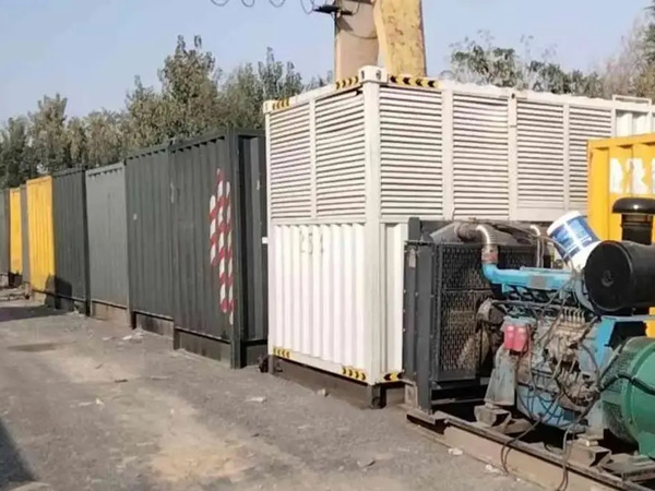 开鲁200KW柴油发电机机组每小时油耗是多少？